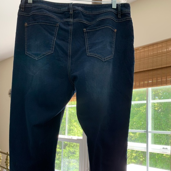 Denim Capris - Picture 2 of 3